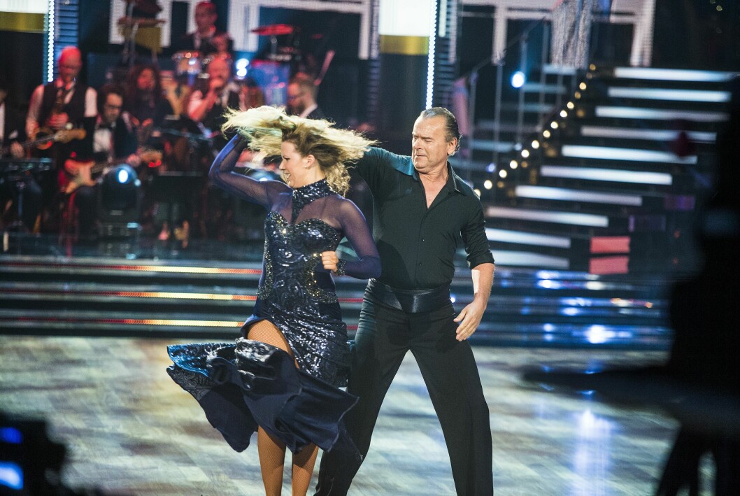 Steffo Törnquist dansar i Let's Dance med danspartnern Cecilia Ehrling