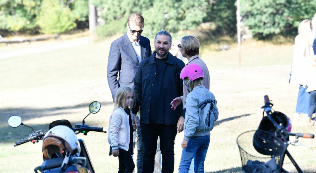 Steve Angello. Steve Angello.