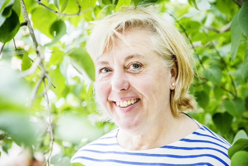 Suzanne Axell