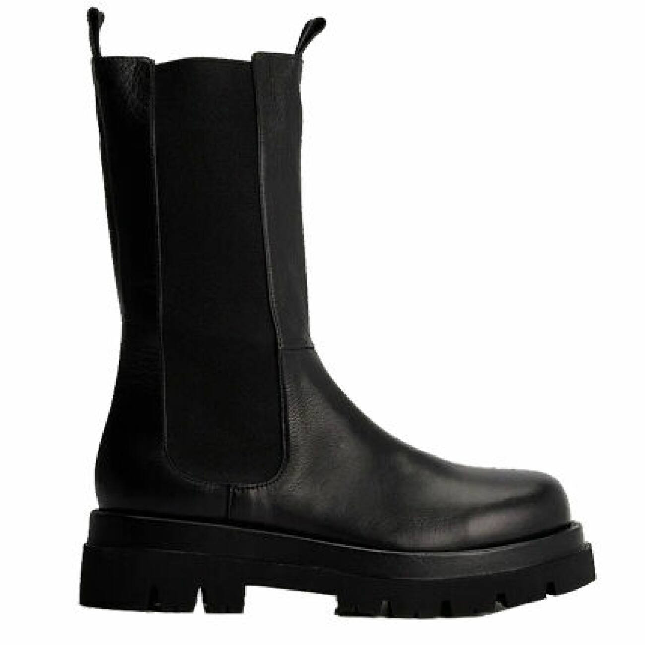 svarta chunky boots i skinn från Na-kd
