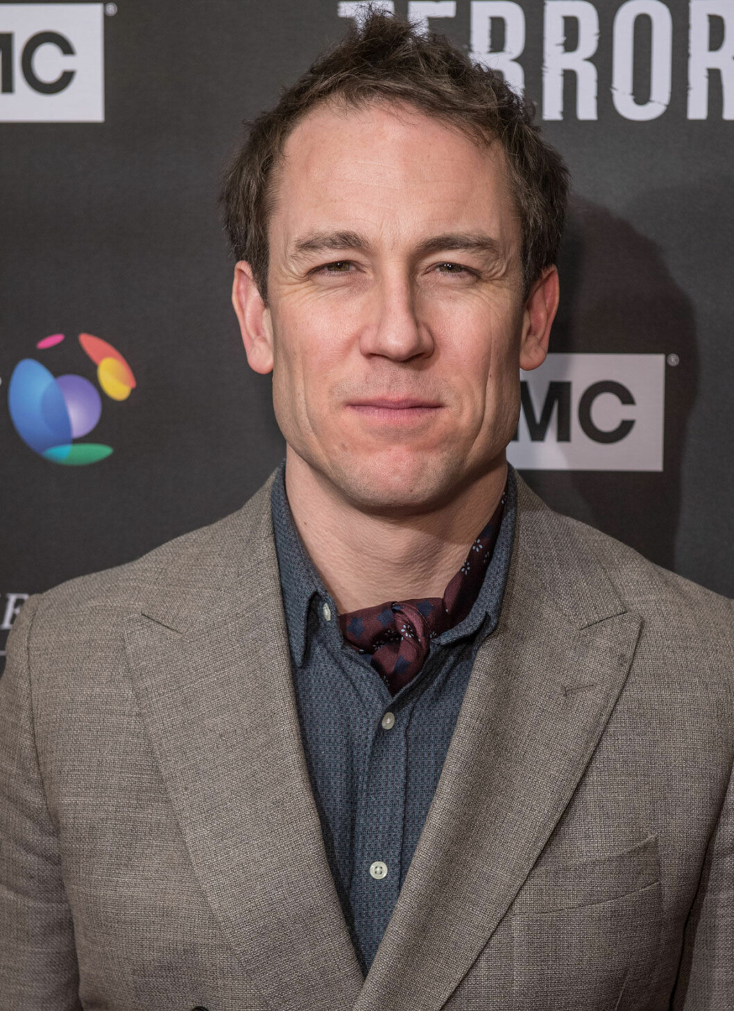 Prins Philip spelas av Tobias Menzies i The Crown. Prins Philip spelas av Tobias Menzies i The Crown.