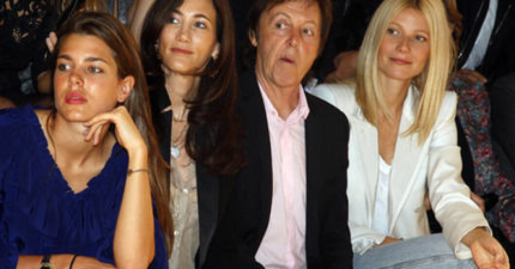 Vid catwalken hos Stella McCartney syntes bland andra pappa Paul och Stellas väninnor Charlotte Casiraghi och Gwyneth Paltrow. Charlotte Casiraghi,Paul McCartney och Gwyneth Paltrow.