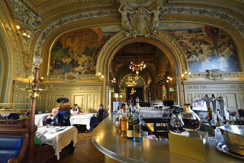 Förutom maten är Le train bleu känd för sina vackra lokaler. Restaurangen Le train bleu