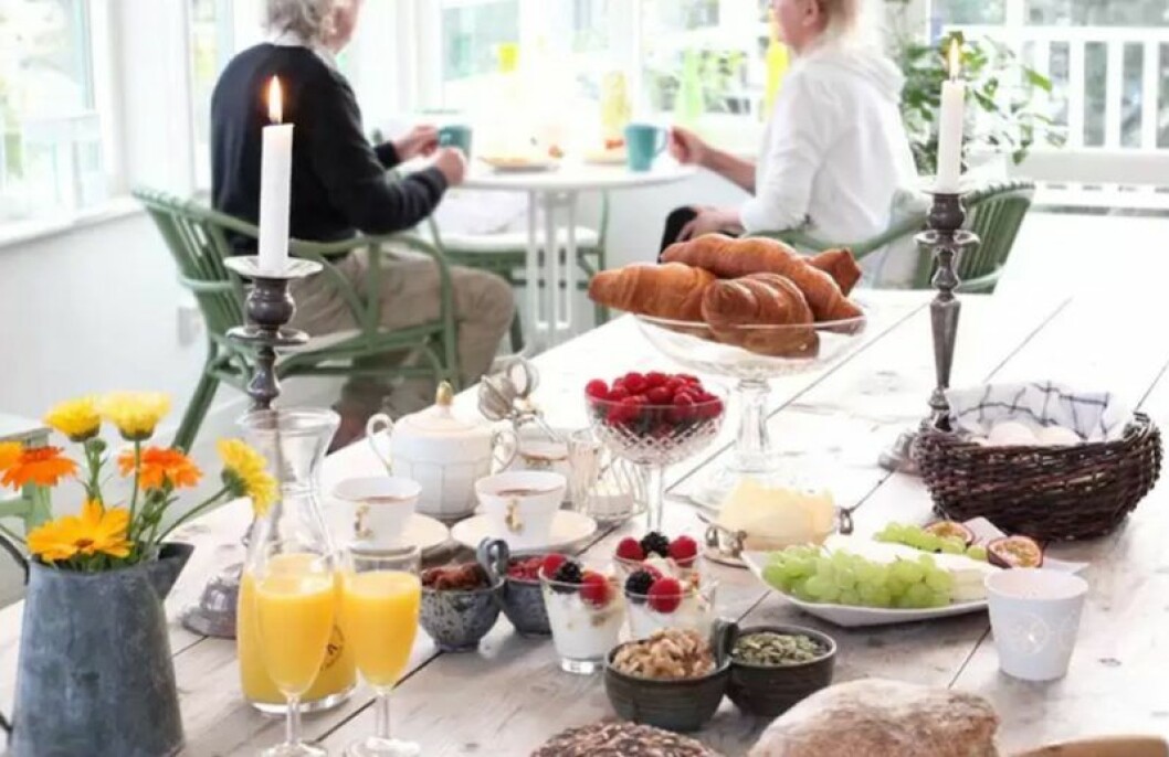Frukostbuffé på Tuna Orangeri