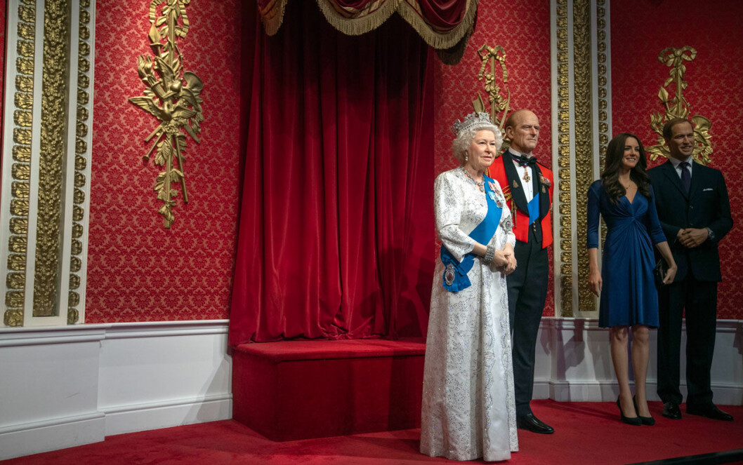 Ett tomrum bredvid drottningen – både på Madame Tussauds och i verkliga livet. Meghan och Harry är bortplockade från Madame Tussauds i London.