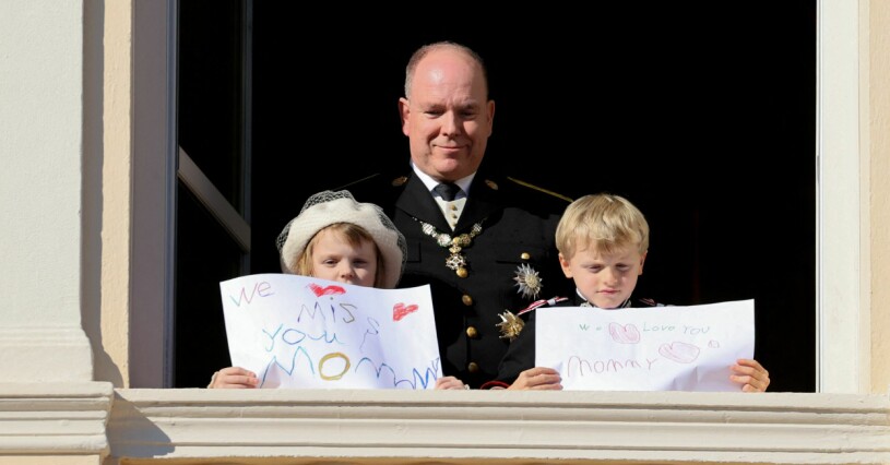 Tvillingarnas meddelande på Monacos nationaldag: "Vi saknar dig mamma"