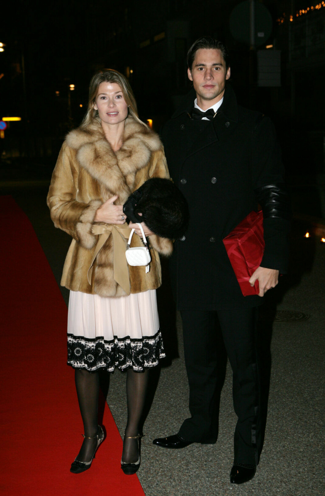 Nygifta Fabienne och Patrick Gustafsson. Nygifta Fabienne och Patrick Gustafsson