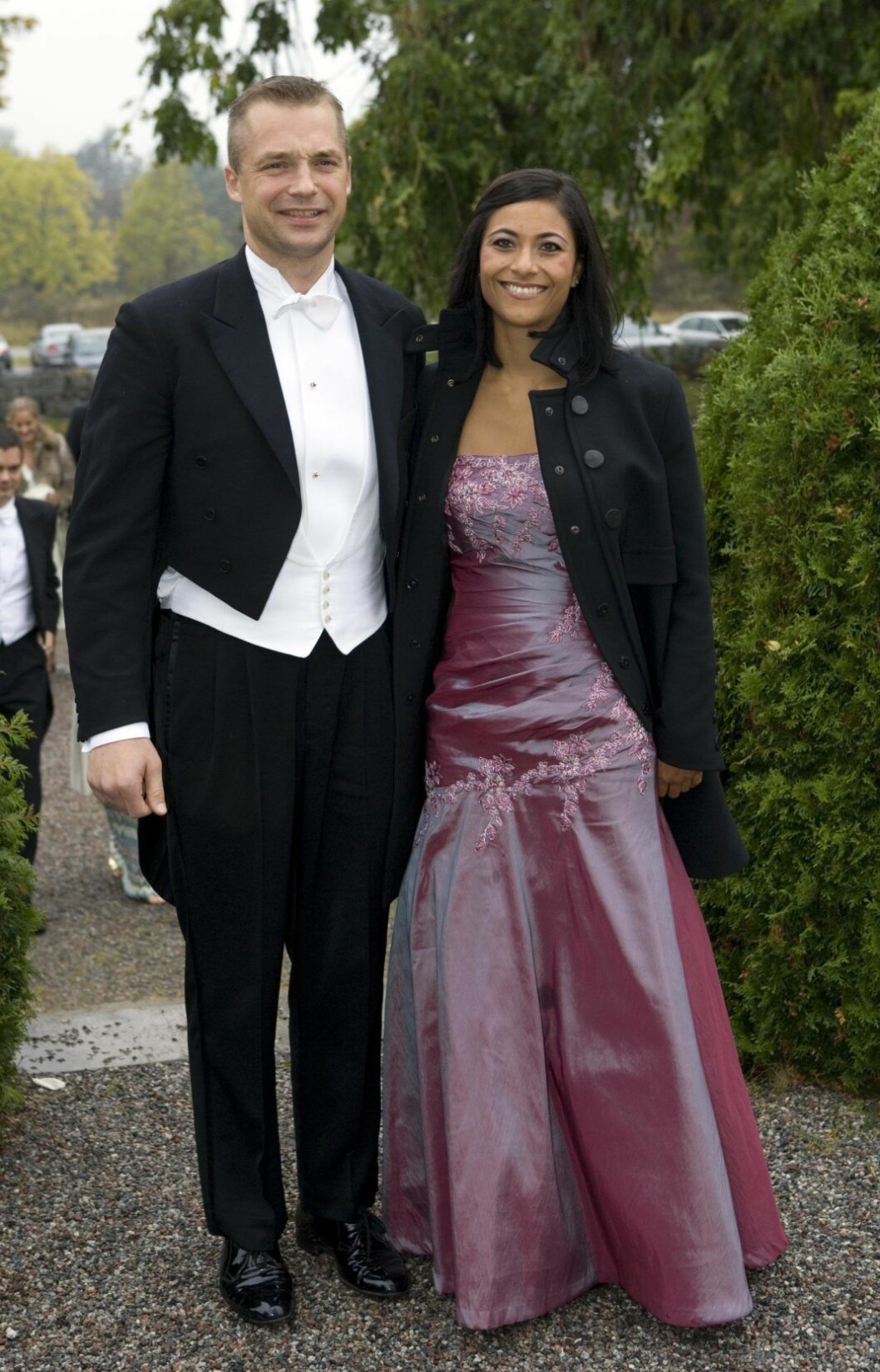 Johan Bonde med Dewi Surjadi, flickvän till en av marskalkarna. Johan Bonde med Dewi Surjadi