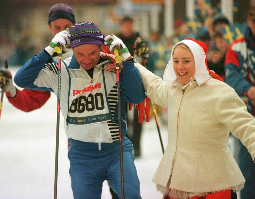 Kungen åker Öppet Spår under Vasaloppsveckan 1997.
