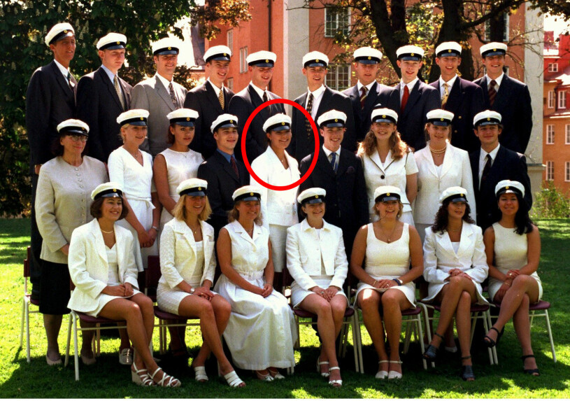 Kronprinsessan Victorias eget studentfoto från år 1996.