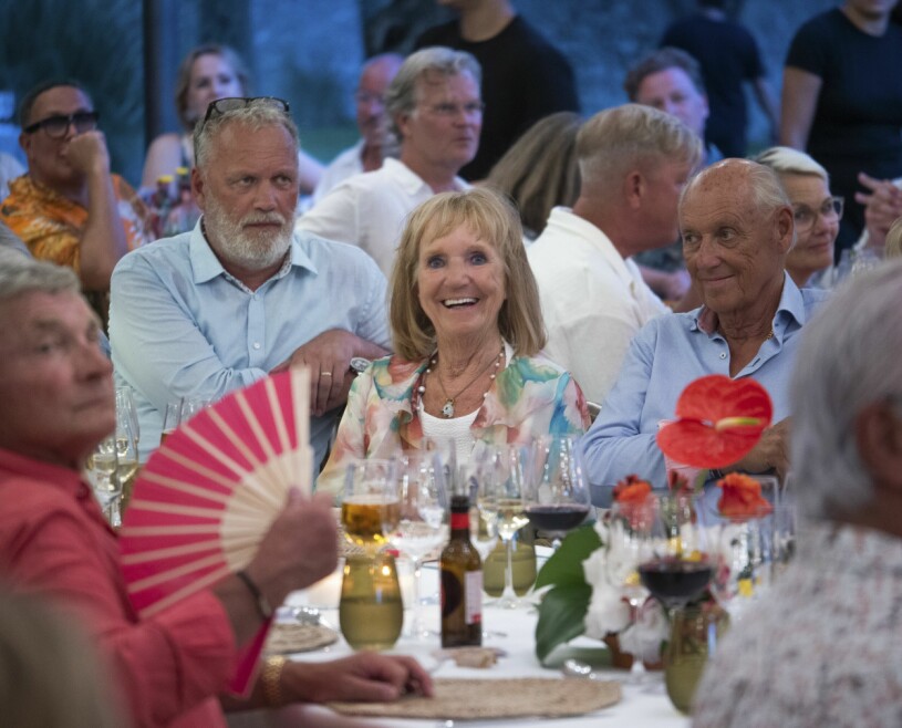 Hög stämning när Vicky von der Lancken hyllades på Mallorca! Vicky von der Lancken 80 år firandet på Mallorca