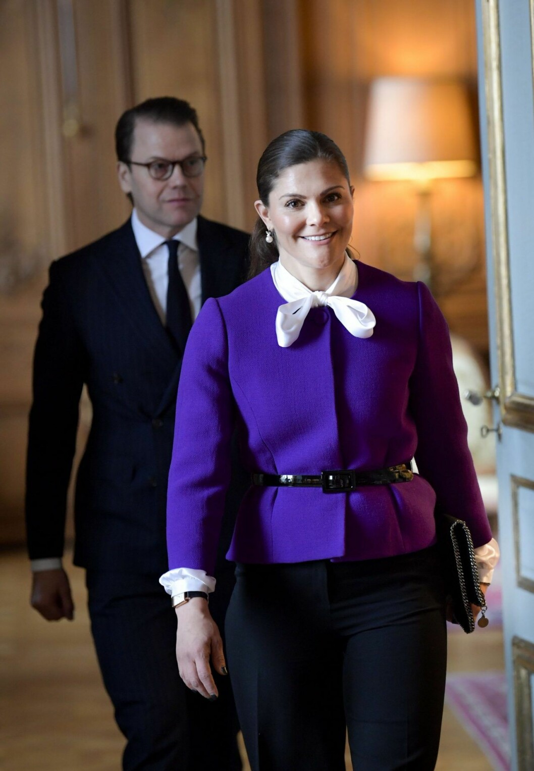 Victoria i lila jacka