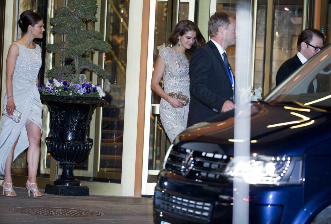 Kronprinsessan 12 juni 2013, i klänning från Jenny Packham. Victoria
