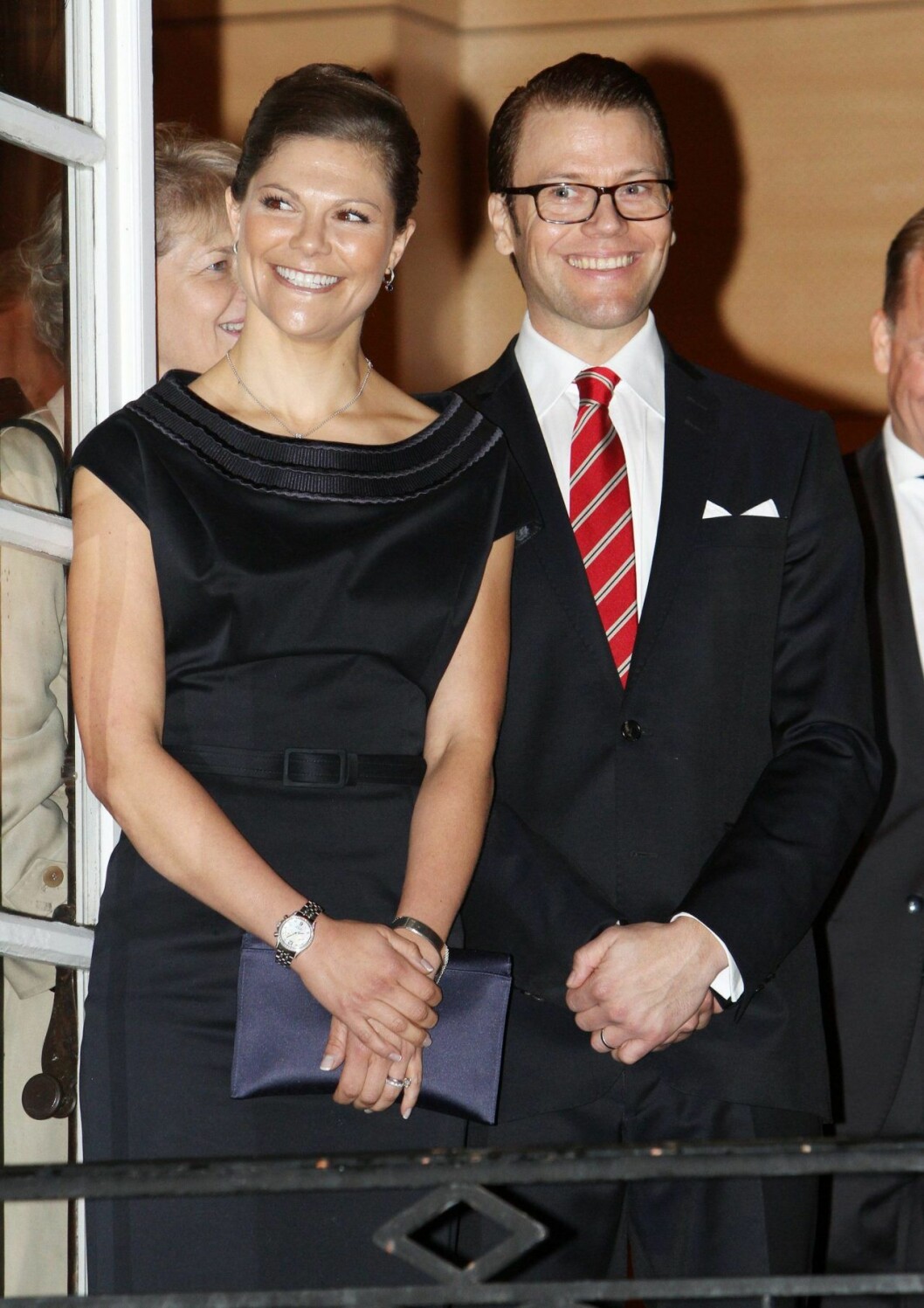 … av kronprinsessan Victoria. Victoria bar väskan för första gången 2010. Victoria