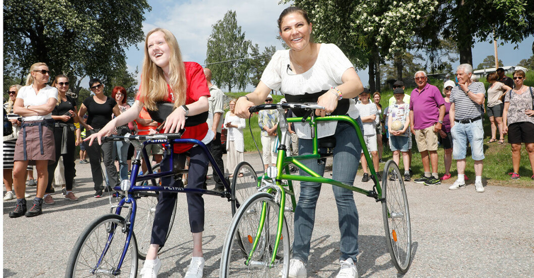 Kronprinsessan cyklar
