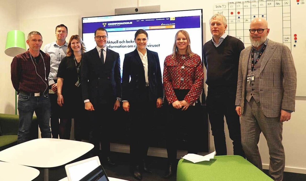 Hos MSB i Solna. Victoria och Daniel hos MSB