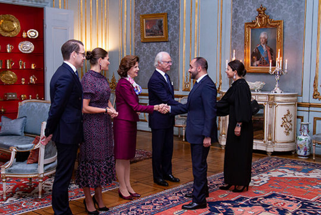 Kronprinsessan i klänning från By Malina. Credit: The Royals and I. Victoria i By Malina
