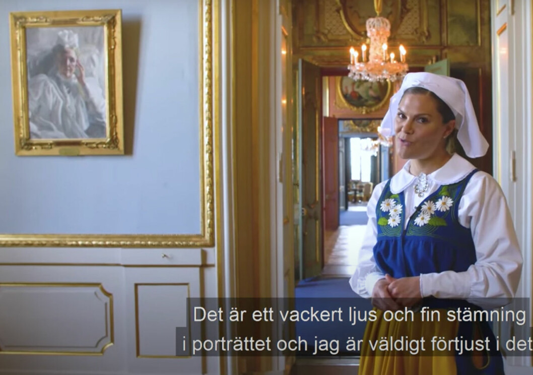 Anders Zorns porträtt av drottning Sofia har en särskild plats i Victorias hjärta. Kronprinsessan Victoria framför Anders Zorns porträtt av drottning Sofia som hänger på Stockholms slott