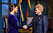Kronprinsessan Victorias blå sammetsklänning som hon bar i Lettland. 
