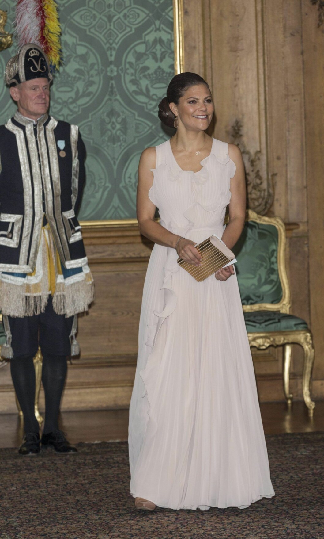 Victoria i samma klänning på Sverigemiddag på slottet, hösten 2017. Victoria