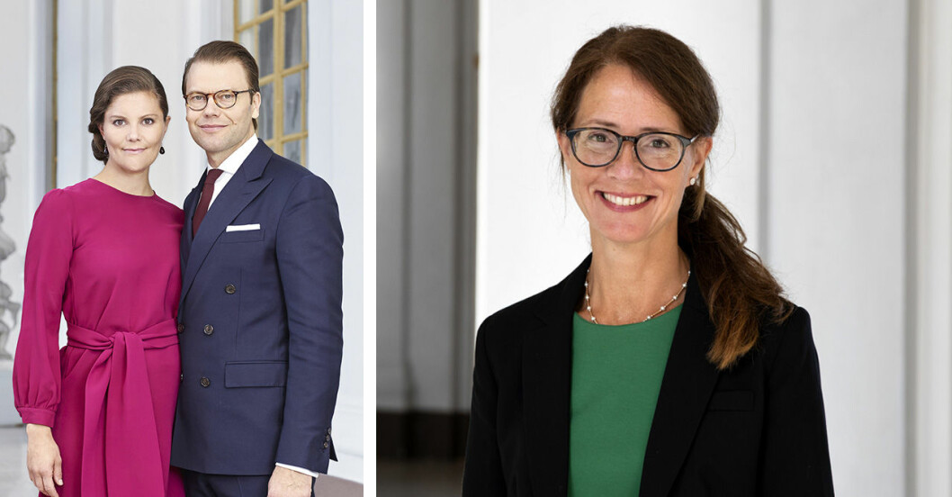 Som hovmarskalk och chef för H.K.H. Kronprinsessans hovstat är Lena Bartholdson ansvarig för Victorias och Daniels programverksamhet. Och dit hör ju detta tredagarsbesök i Danmark. Lena Bartholdson är hovmarskalk och chef för H.K.H. Kronprinsessans hovstat.