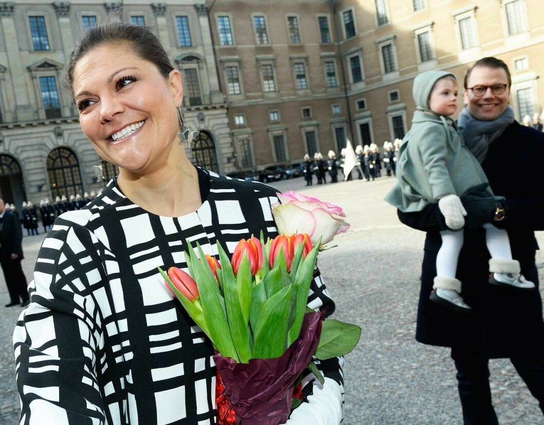 2014 var det en annan liten stjärna som stal showen. Prinsessan Estelle förstås! Kronprinsessan Victorias namnsdagsfirande 12 mars 2014. Prinsessan Estelle var med för första gången.