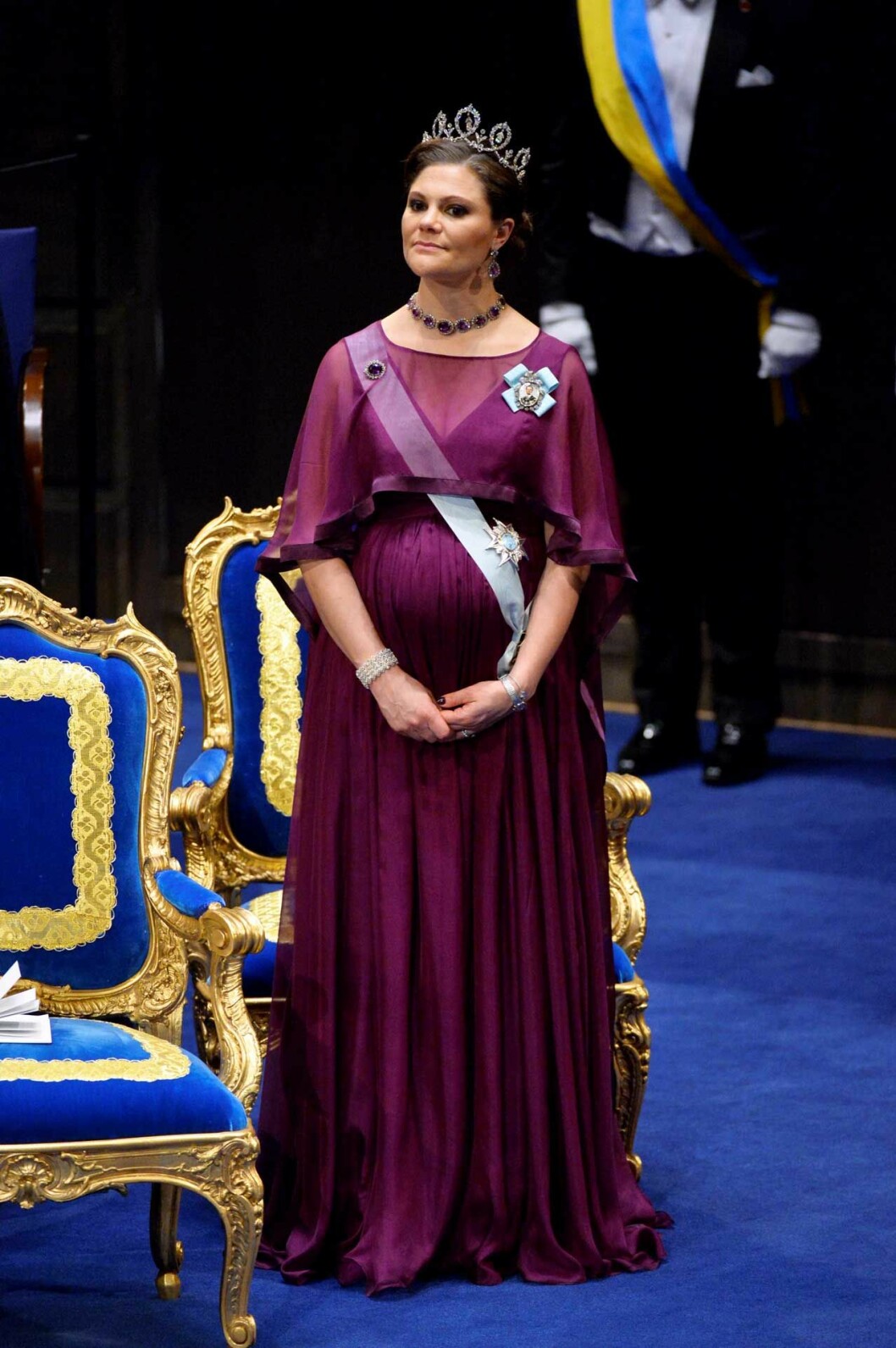 Kronprinsessan på Nobel 2014. Klänningen är signerad Malin Ek Andrén och hennes By Malina. Victoria Nobel 2014