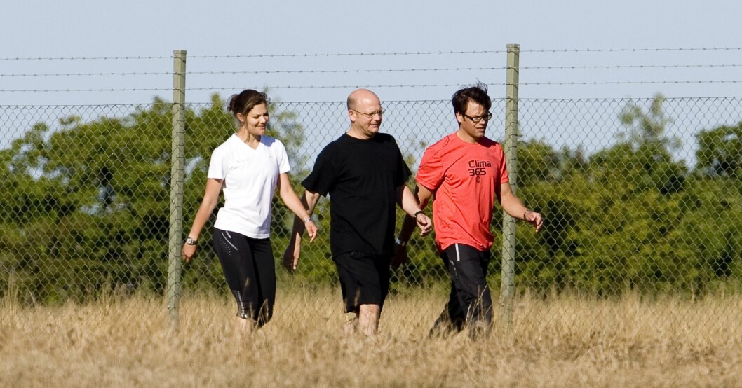 Victoria och Daniel på powerwalk på Öland. Foto: TT