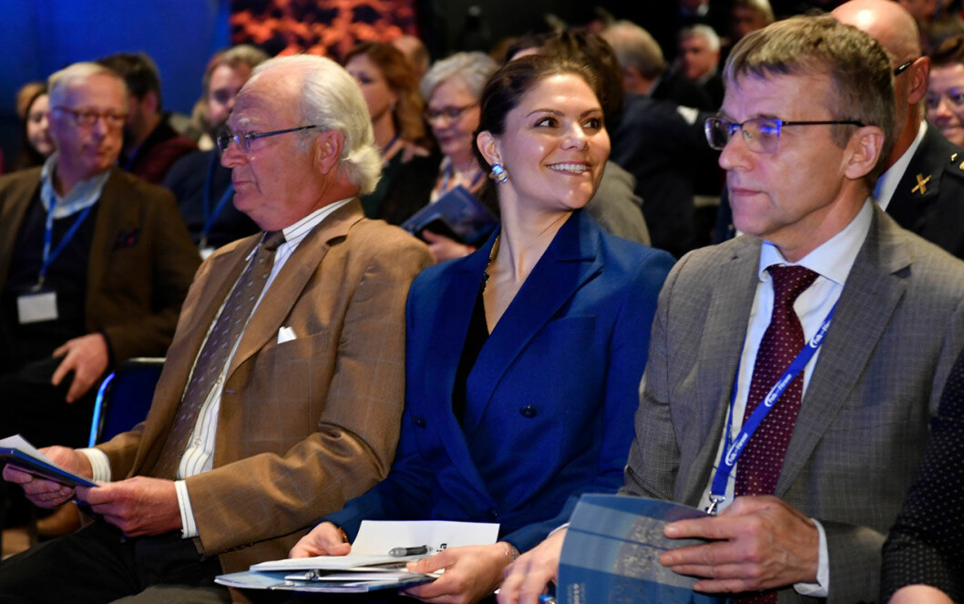 Kungen och kronprinsessan på Folk och Försvars rikskonferens.