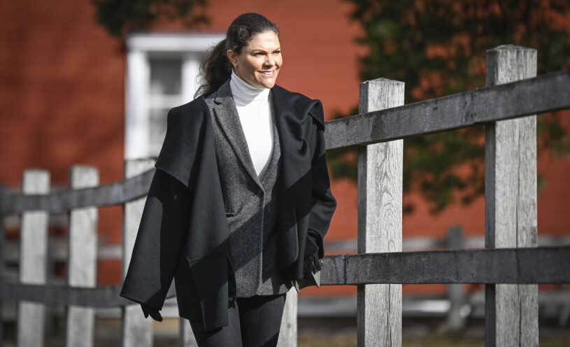 Victoria besöker Ridskolan Strömsholm.