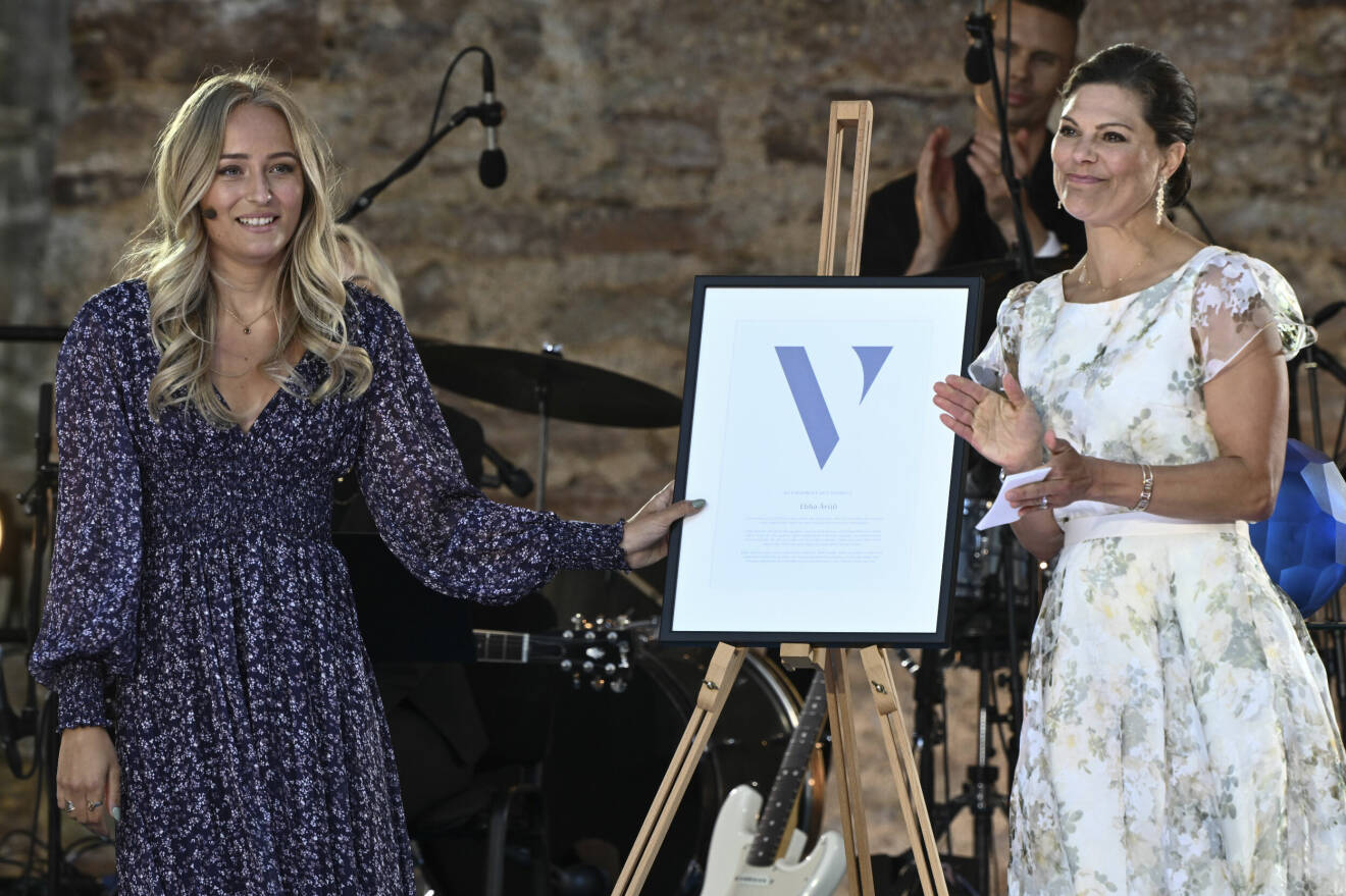 Ebba Årsjö och kronprinsessan Victoria under Victoriakonserten 2022