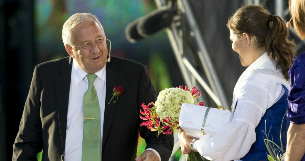 Kay Wiestål tillsammans med kronprinsessan. Kay Wiestål med kronprinsessan Victoria under Victoriadagen.