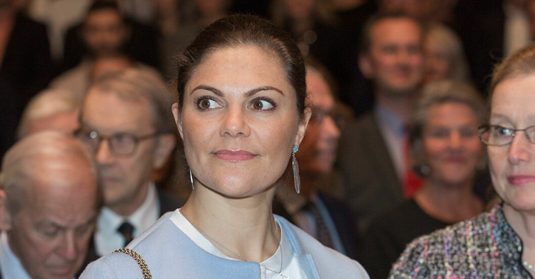 Dyker Victoria upp på Victoriadagen? kronprinsessan victoria ensam