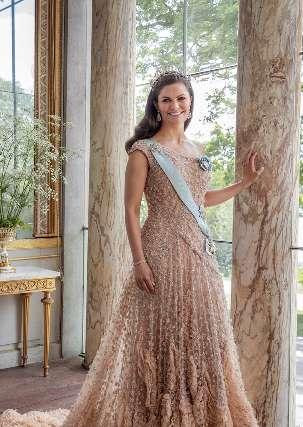 Victoria i Prinsessan Sibyllas diadem, 2020. kronprinsessan victorias utseendeförändring