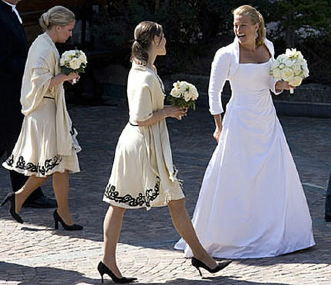 Kronprinsessan Victoria var tärna på Caroline Kreugers bröllop. Kronprinsessan Victoria var tärna på Caroline Kreugers bröllop.