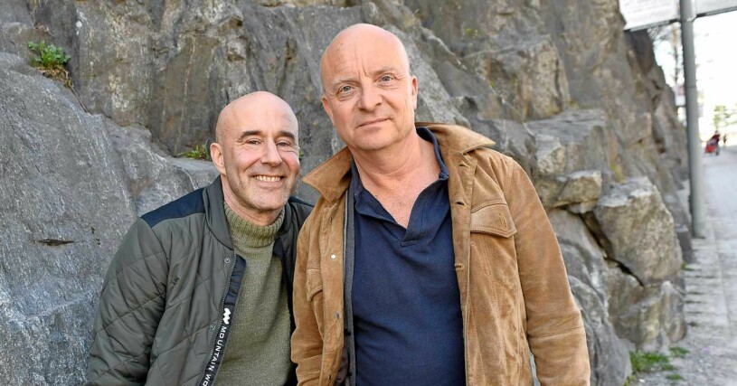 Mark Levengood bor tillsammans med maken Jonas Gardell och de två barnen.