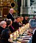 Kungen håller välkomsttal vid agapemåltiden under Hovpredikantmötet i Slottskyrkan på Stockholms slott.