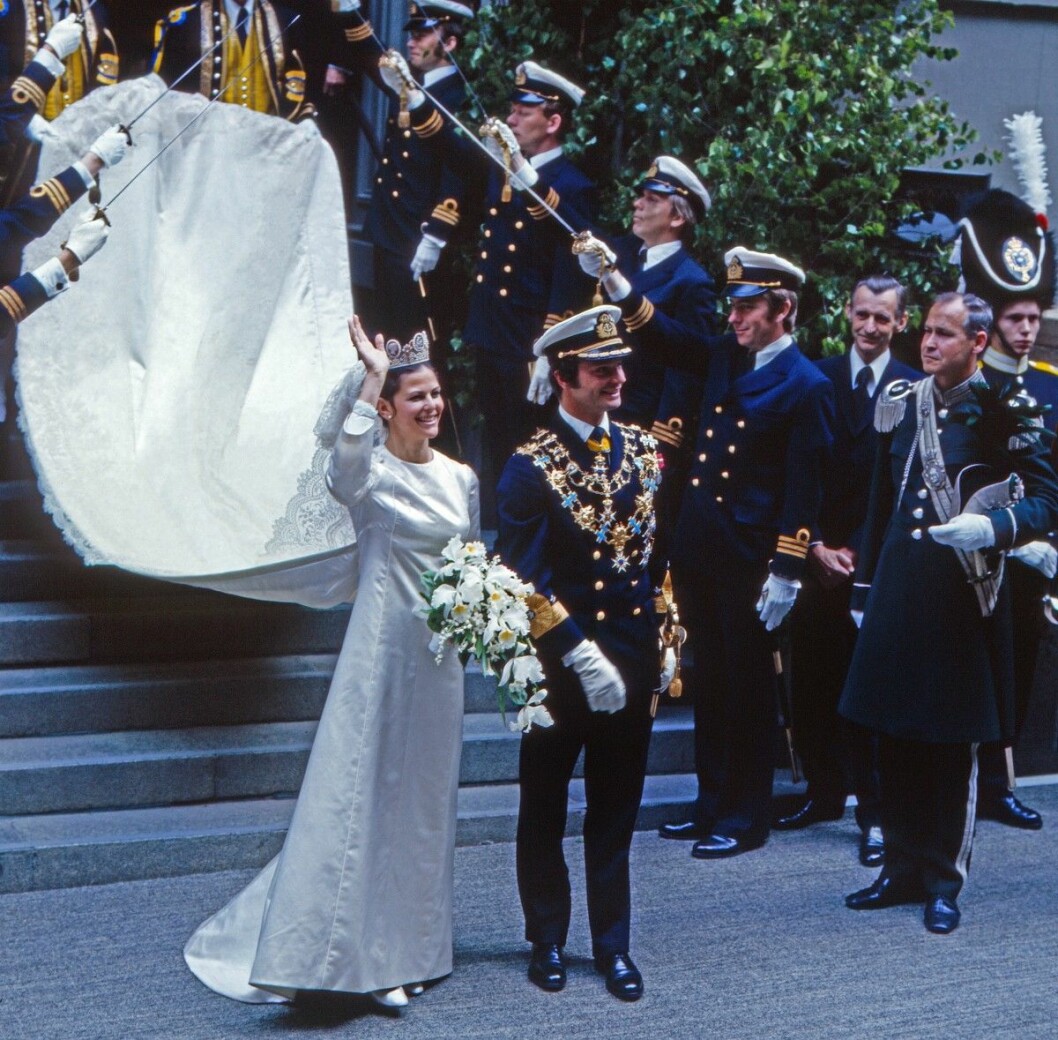 Nygifta kung Carl Gustaf och drottning Silvia den 19 juni 1976.
