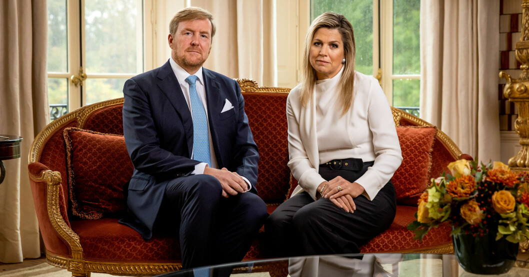 Kung Willem-Alexander och drottning Maxima stöttar varandra. Kung Willem-Alexander och drottning Maxima