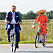 Kung Willem-Alexander och drottning Máxima cyklar