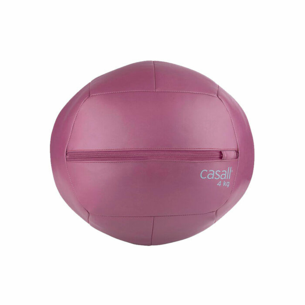 Lila tränings boll casall